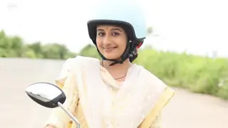 I don't want to restrict myself in terms of acting says Paridhi Sharma Thumbnail