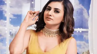 'Qubool Hai' fame Additi Gupta Juggles Between Reel and Real life Wedding! Thumbnail