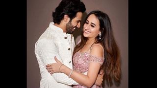 Varun and GF Natasha's FIRST ROMANTIC photo is making us do Aww! Thumbnail