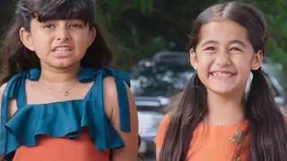 Gul Khan is All Praises for Kullfi Kumarr Bajewala kids Aakriti  & Amyra! Thumbnail