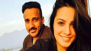 Anita Hassanandani And Rohit Reddy Are Couple Goals. PROOF INSIDE! Thumbnail