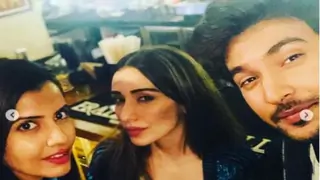 Shivin, Smriti & Heli's Recent Outing Will Give You Major Suvreen Guggal Vibes! thumbnail