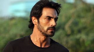 Arjun Rampal SLAPPED with a 1 Crore LAWSUIT! thumbnail