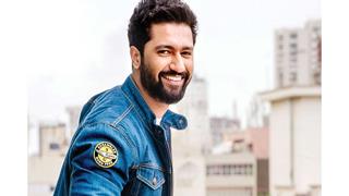 Vicky Kaushal receives a TREMENDOUS response from his fans