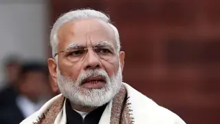 THIS actor will essay the role of PM Narendra Modi in his Biopic Thumbnail