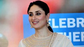 Kareena Kapoor's Phone Wallpaper is a LOVELY PIC but its not of Taimur