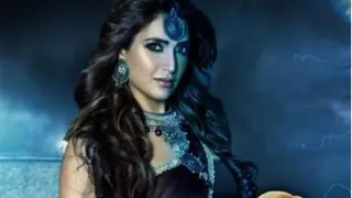 WOAH! Karishma Tanna to come back in Naagin 3! Thumbnail