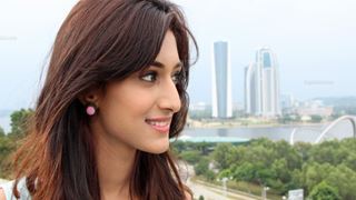Erica Fernandes is such a travelista! Find out where she is travelling now... Thumbnail