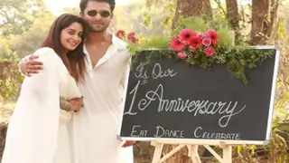 Dipika Kakar is AMAZED by This Cute Gesture of Hubby Shoaib on their First Anniversary!
