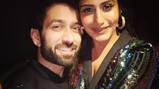 Nakuul Mehta-Surbhi Chandna's cute banter will make you miss 'Shivika' Thumbnail