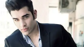 Splitsvilla fame Paras Chhabra BAGS a New Project! Thumbnail