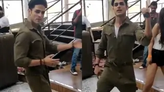 Priyank Sharma's dance on Hrithik Roshan's Ek Pal Ka Jeena will make you nostalgic Thumbnail