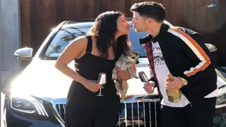 WOW!! Nick Jonas Gave Priyanka Chopra One more SURPRISE!! Thumbnail