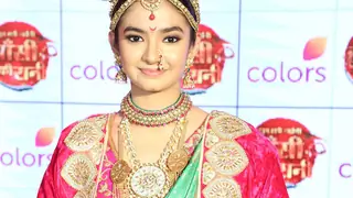 Anushka Sen injured while shooting Thumbnail