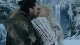#Review: It wouldn't be 'Game Of Thrones' if it didn't start with a DEATH in the 1st episode itself Thumbnail