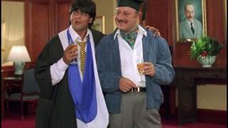 Shah Rukh-Anupam Reminiscing Golden days of DDLJ is too cool!