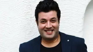 B-Town Actor Varun Sharma to be seen in THIS Colors show! Thumbnail