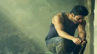 Varun Dhawan Breaking down on the sets of Street Dancer 3!! But WHY?
