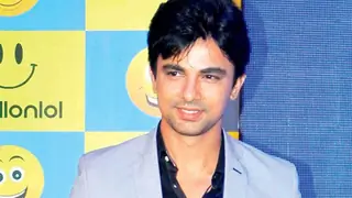 Gaurav Sharma gets injured while shooting for football based web series Bombers Thumbnail