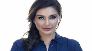 Lisa Ray slams a publication for using an inappropriate picture of hers for an article