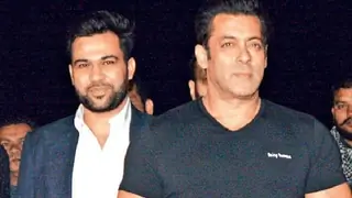 Angry Salman Khan asks Ali Abbas Zafar to leave his home after a huge fallout? Director reveals the truth! Thumbnail