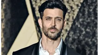 Not Shah Rukh Khan or Akshay Kumar, but Hrithik Roshan to play Amitabh Bachchan’s role in Satte Pe Satta remake Thumbnail