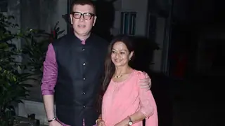 He has done no wrong: Zarina Wahab stands in support of Aditya Pancholi Thumbnail