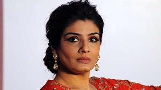 Angry Raveena Tandon curses group of humans torturing a lioness!