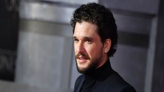 GOT Star Kit Harrington is Back Home From Rehabilitation Center; Pic Inside!