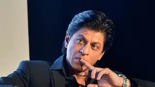 Shah Rukh Khan retreats himself from signing any new films! The actor explains why