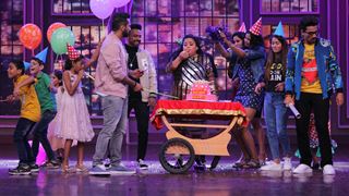 Harsh Limbachiyaa surprises Bharti Singh on sets of Colors' Khatra Khatra Khatra Thumbnail