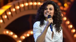 Taapsee Pannu has a savage reply to a troll who said she can’t act! See tweet Thumbnail