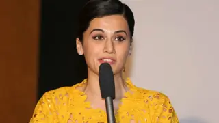 Taapsee reacts to Rangoli’s sasti copy tweet: I look up to Kangana; it was weird to target me! Thumbnail