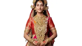 Shivya Pathania: My Entire Family Worships Sita Maa! thumbnail