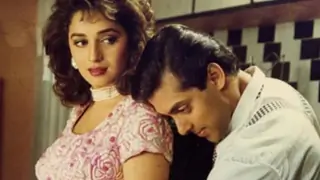 Salman Khan and Madhuri Dixit’s Hum Aapke Hain Koun to have a special screening on completing 25 years!  Thumbnail