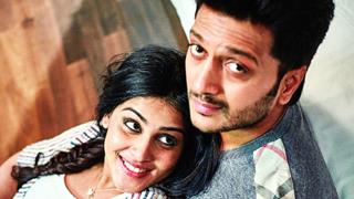 Riteish Deshmukh posts an adorable birthday wish for his darling Baiko Genelia Deshmukh!