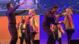 Netizens go tearful as Shah Rukh Khan groves with special children in Melbourne! Thumbnail