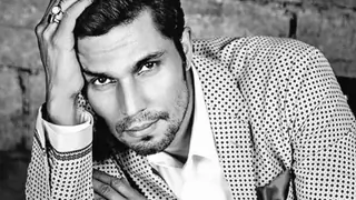 Randeep Hooda to struggle with his memory while stranded on a Highway in his next? Thumbnail