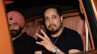 Mika Singh Banned and Boycotted by AICWA after he performed in Pakistan Thumbnail