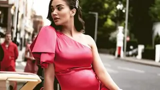 Video: Mommy-to-be Amy Jackson announces “ It’s a Boy” at Gender Reveal Party! Thumbnail