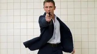 Daniel Craig bids adieu to his James bond career! Who will be the new bond? Thumbnail