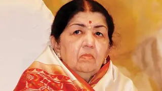 Lata Mangeshkar upset with Ranu Mondal? Says Short-term attention won’t last!  thumbnail