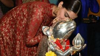 What is Sonam Kapoor, the Good Luck of India Wishing for in Mushakraj's ears? Thumbnail