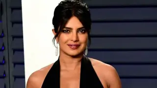 Priyanka Chopra definitely wants kids! But not in India? Thumbnail