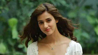 Disha Patani makes Startling Revelation as to Why she Does Not Want to be Content Thumbnail