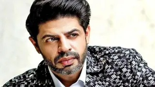 Pammi Aunty aka Ssumier Pasricha’s Father Passes Away! thumbnail