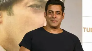 Salman Khan executes his Back-up Plan: Actor all set to Surprise Fans with his Eid 2020 release Thumbnail