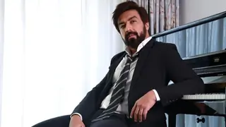 Ashish Chowdhry: I share a strong bond with Jennifer Winget Thumbnail