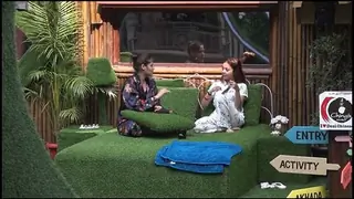 Aarti and Sidharth Shukla’s bond grows stronger as Devoleena tries to intervene! Thumbnail