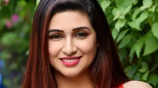  Vahbiz Dorabjee in Hungama Play's Kashmakash Thumbnail